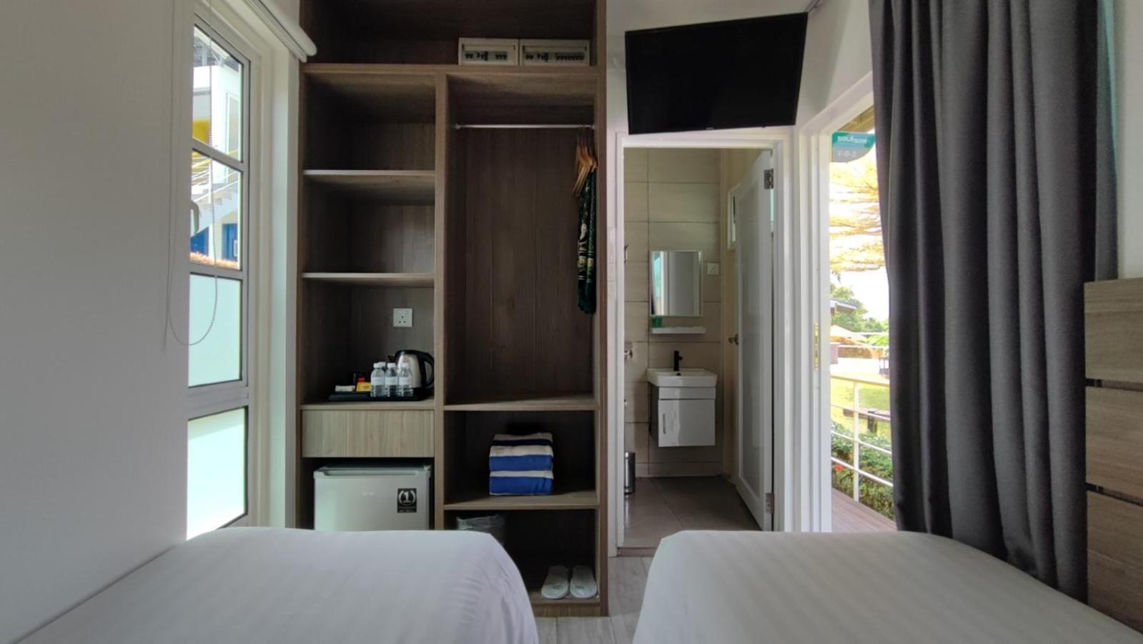 Solesor Kampong Beach Resort Port Dickson Ngoại thất bức ảnh
