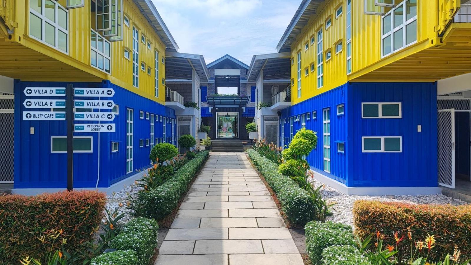 Solesor Kampong Beach Resort Port Dickson Ngoại thất bức ảnh